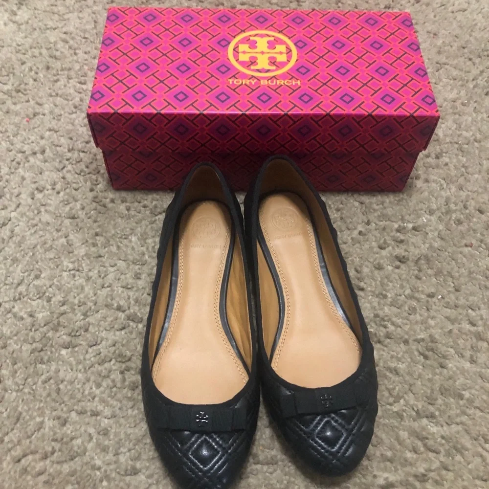 Tory Burch Marion Quilted Leather Ballet Flats  Size 7 GREAT CONDITIONS